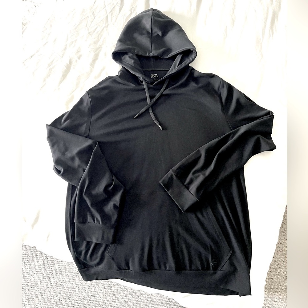 Cozy Earth Bamboo Hoodie - Black
Was $160 - worn twice 
Perfect condition